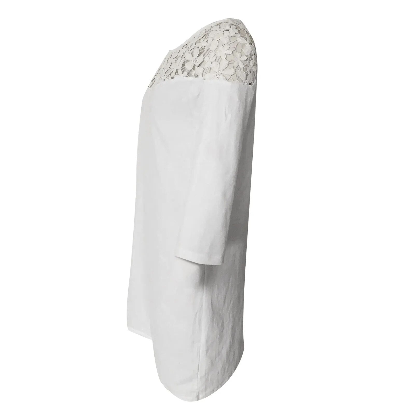 Vestido Bruna Curto Manga 3/4 e Renda Guipir no Decote Black Friday