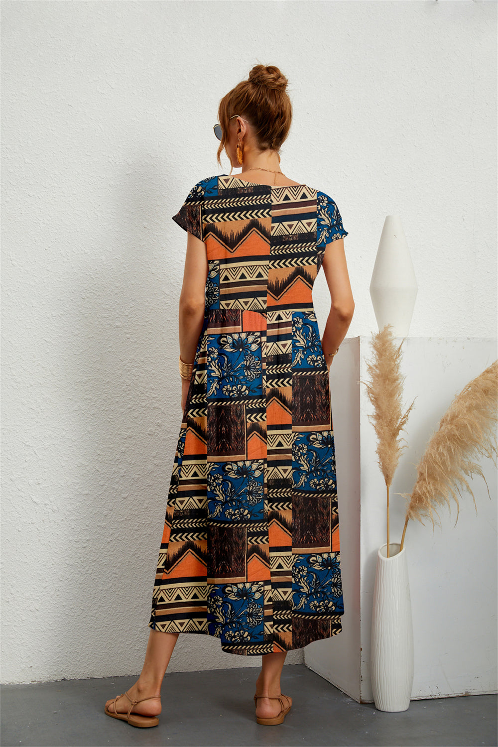 Vestido Bia Midi Manga Curta Black Friday