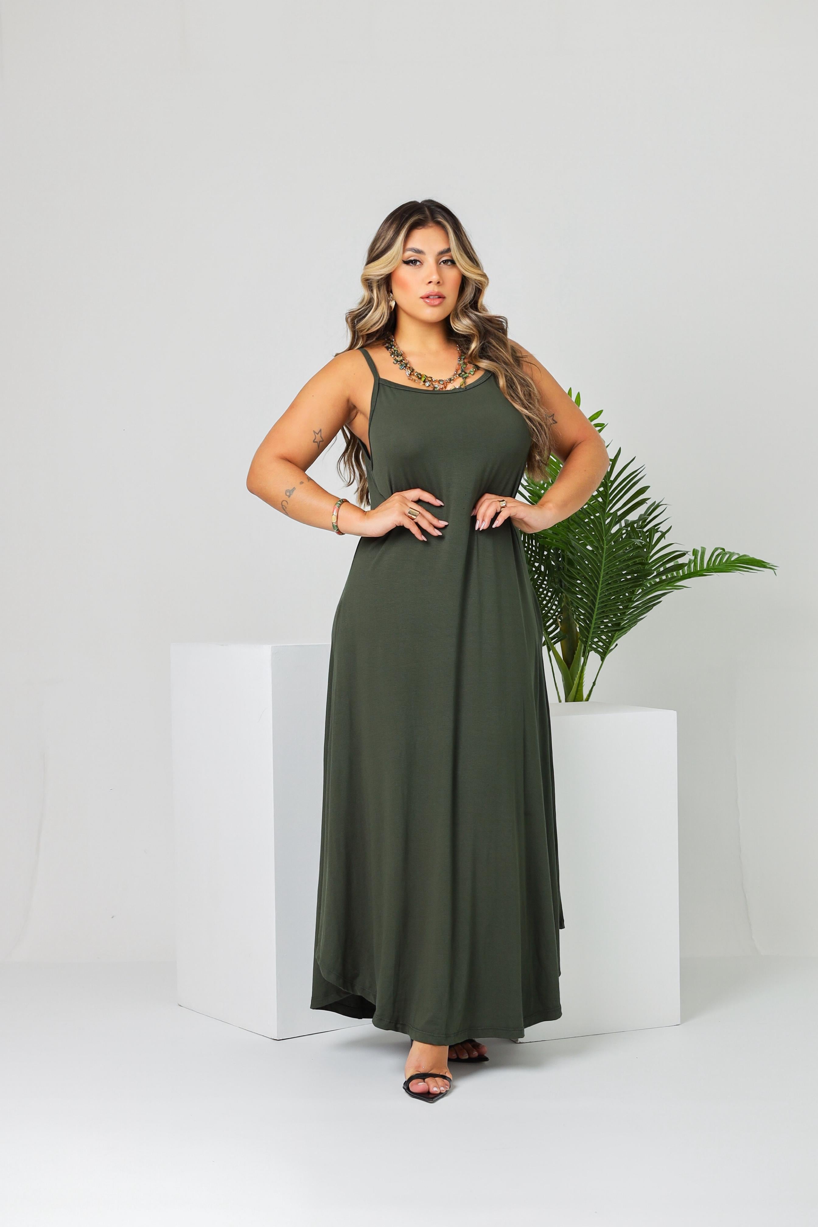 Vestido Longo Soltinho Liso - Malha Premium