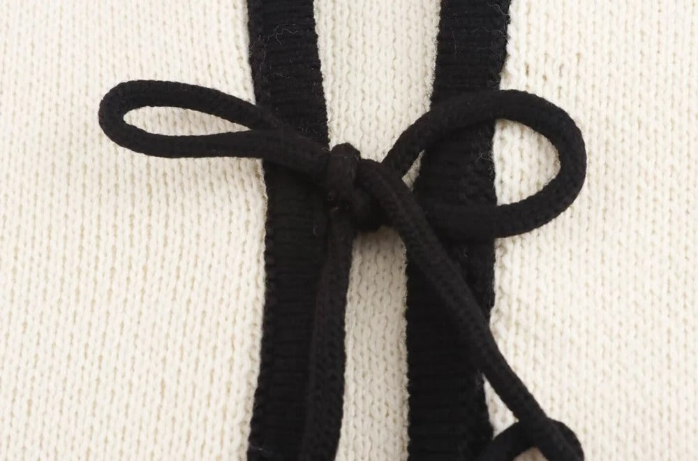 Cardigan Élodie Delicadeza e Sofisticação